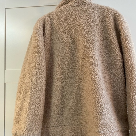 Jacket large pockets with zipper - Picture 2 of 4